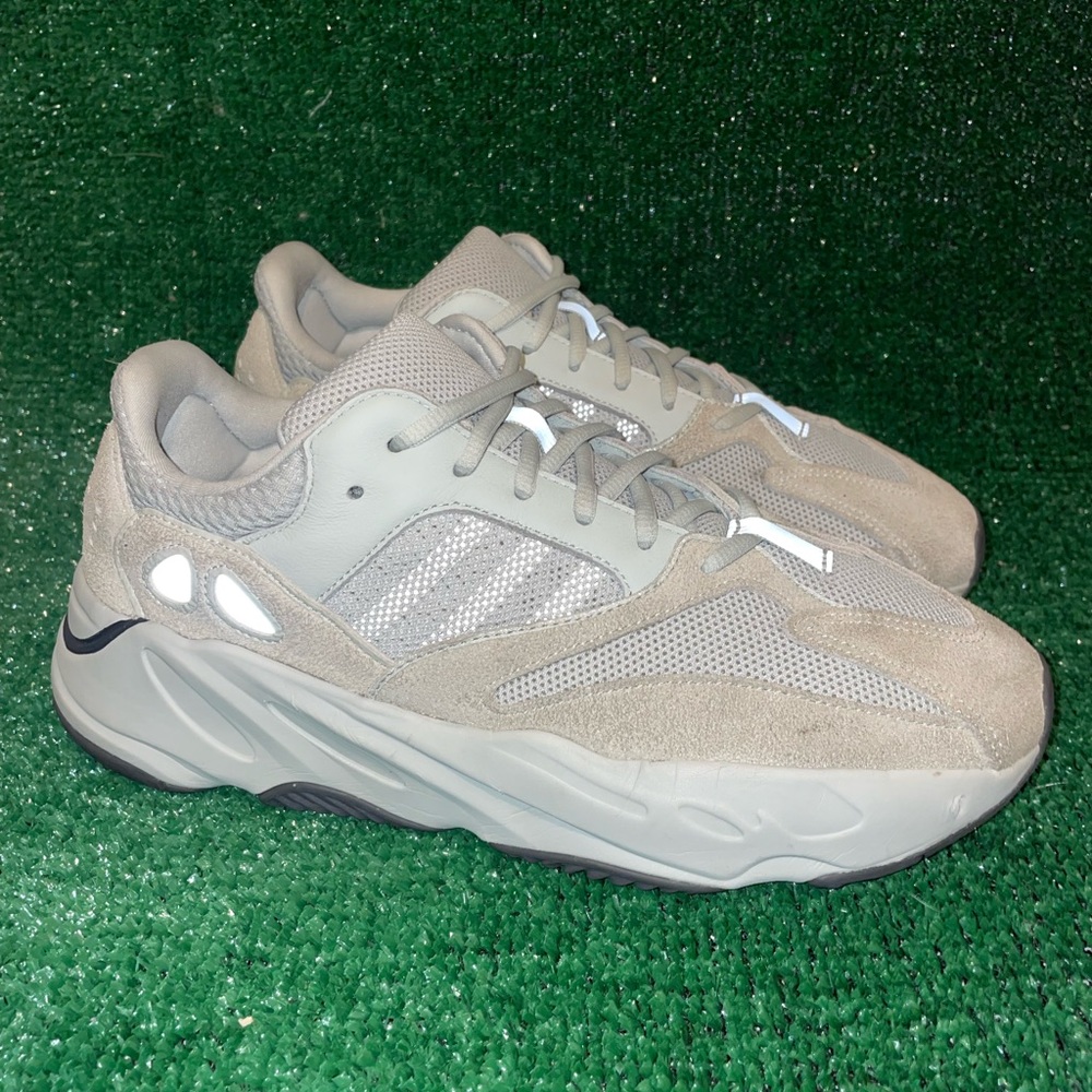 Adidas Yeezy 700 v1 salt